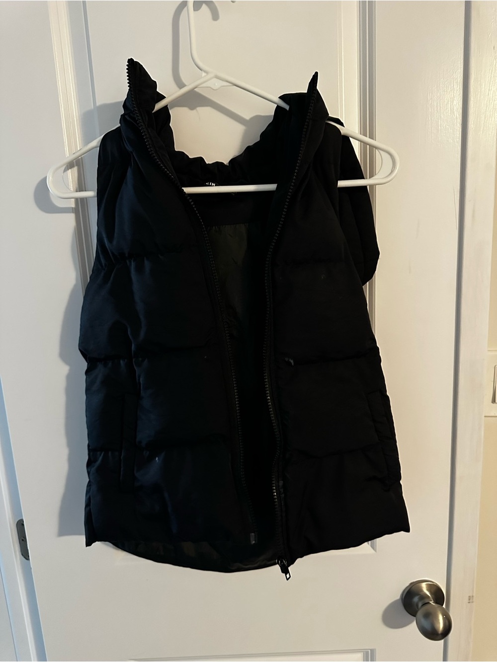 Black Puffer Vest - Sleeveless Zip Front